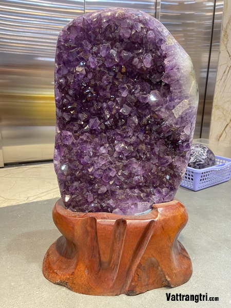 Mảnh hoa tinh thể thạch anh tím 40cm