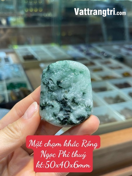 Mặt chạm khắc Rồng Ngọc Phỉ thuý Xanh Đen 55m