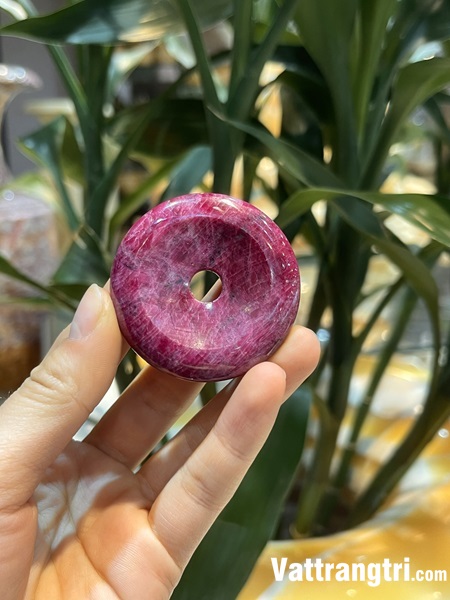 Mặt dây chuyền đồng điếu đá quý ruby vip