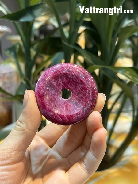 Mặt dây chuyền đồng điếu đá quý ruby vip