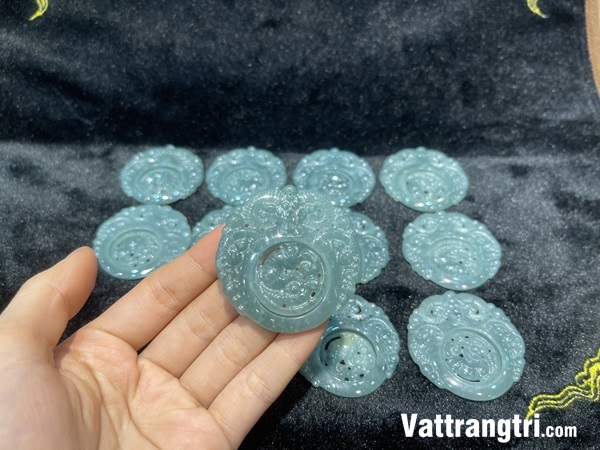 Mặt dây chuyền ngọc phỉ thuý 48mm