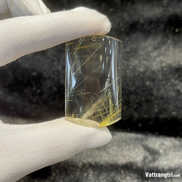 Mặt dây chuyền thạch anh tóc vàng nguyên miếng tự nhiên 40x8x25mm