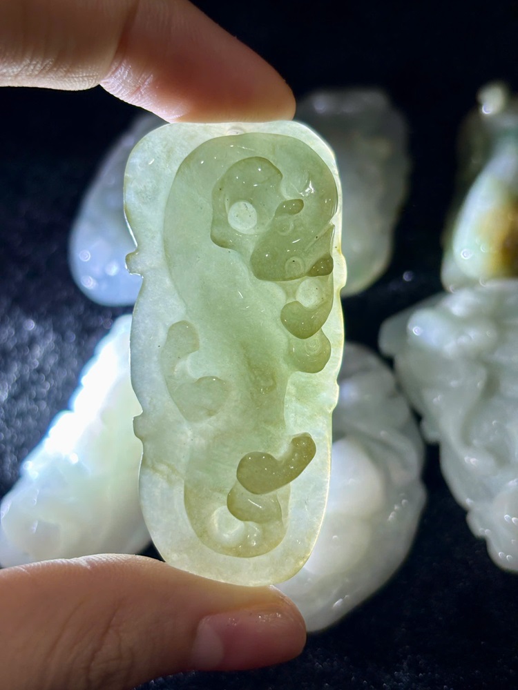 Mặt Dây Phú Quý Ngọc Phỉ Thuý