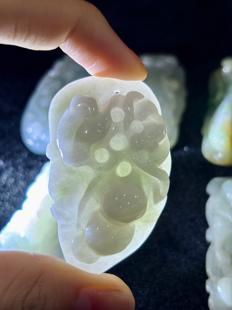 Mặt Dây Phú Quý Ngọc Phỉ Thuý