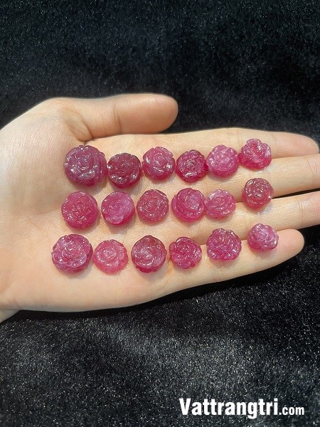 Mặt nhẫn - dây chuyền Khắc hoa hồng ngọc ruby vip