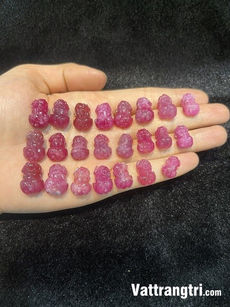 Mặt nhẫn - dây chuyền Khắc Tỳ Hưu tài lộc ngọc ruby vip