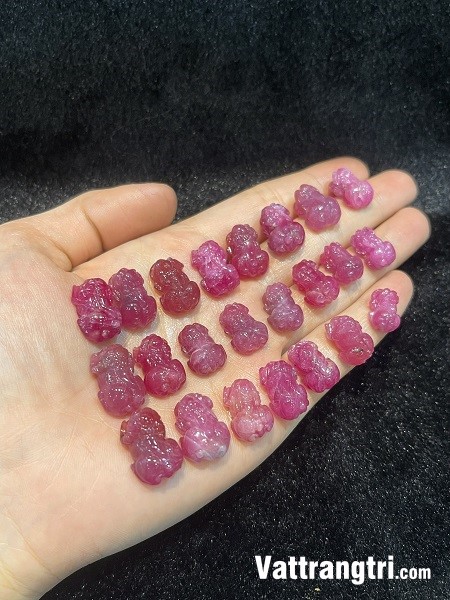 Mặt nhẫn - dây chuyền Khắc Tỳ Hưu tài lộc ngọc ruby vip