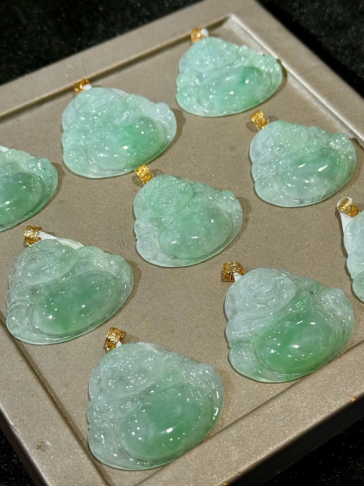 Mặt Phật Di Lặc Ngọc Phỉ Thuý Móc Vàng 18k