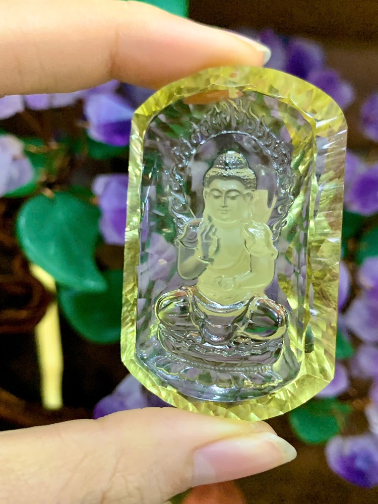 Mặt Phật Thích Ca Mâu Ni Thạch Anh Vàng 55,32x34,28mm