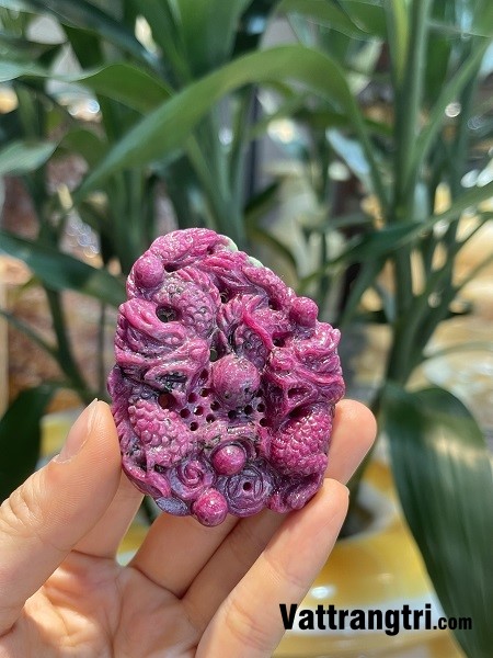 Mặt dây chuyền song long chầu ngọc ruby vip 65mm