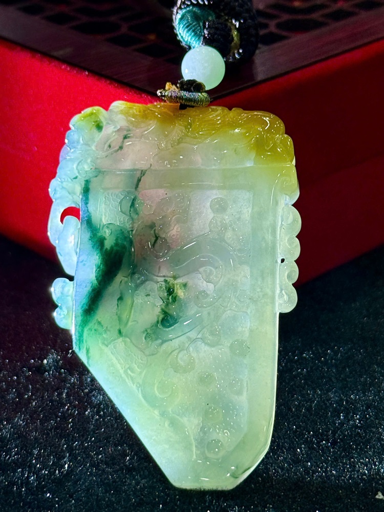 Mặt Vô Sự Bài Ngọc Phỉ Thuý (Kèm giấy kiểm định)