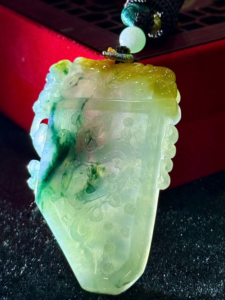 Mặt Vô Sự Bài Ngọc Phỉ Thuý (Kèm giấy kiểm định)