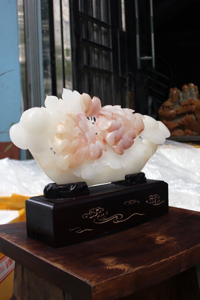 Mẫu Đơn Như Ý Ngọc Onyx 43 x 29cm