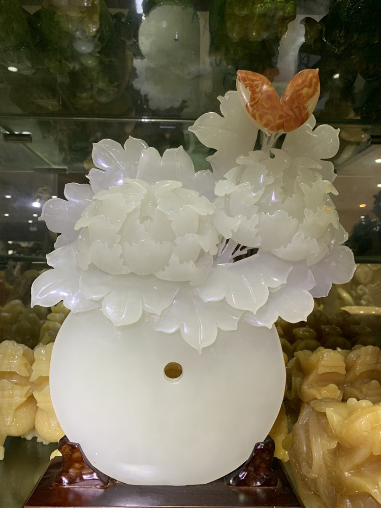 Mẫu đơn như ý ngọc onyx