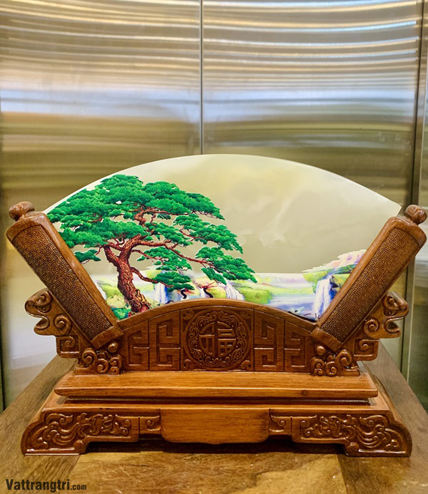 Mẫu quạt ngọc onyx trang trí phòng khách 32cm x 23cm