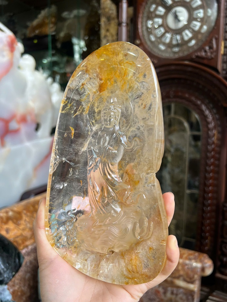 Mẹ Hiền Quán Thế Âm Thạch anh bao thể ưu linh