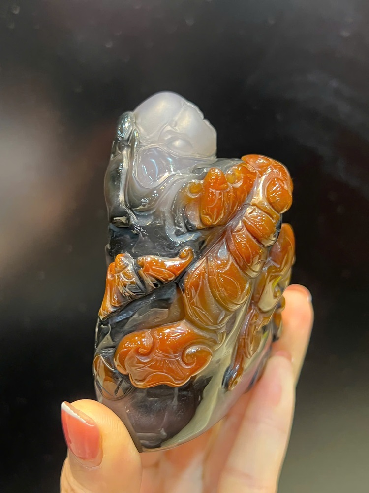 Ngài di lặc ngọc mã não 8,5cm