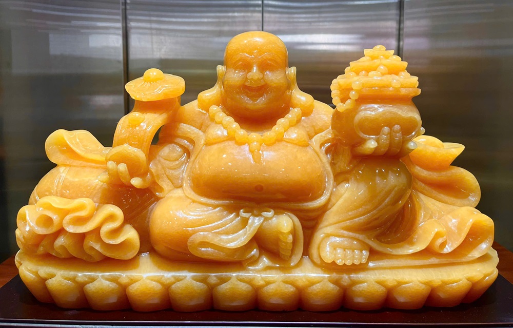 Ngài Phật Di Lặc ngồi trên túi tiền ngọc hoàng long 60cm