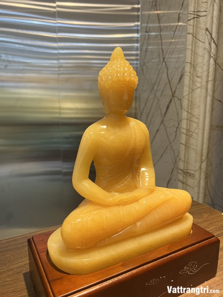 Ngài Thích Ca Mâu Ni Phật Ngọc hoàng long 35cm