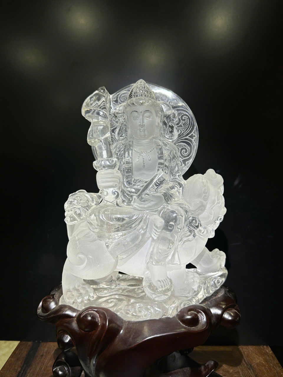 Ngài Vân Thù Bồ Tát Thạch Anh Trắng 25cm