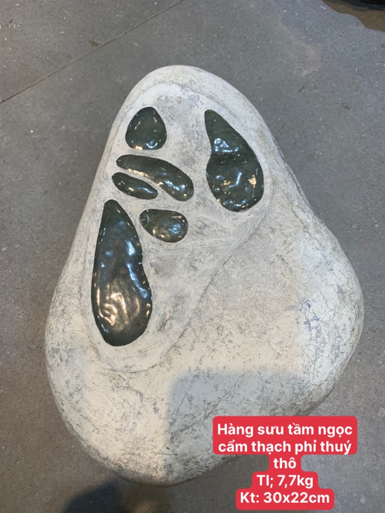 Ngọc cẩm thạch phỉ thuý thô