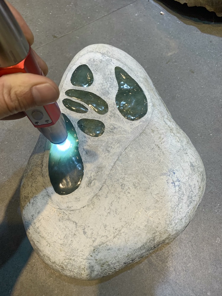 Ngọc cẩm thạch phỉ thuý thô