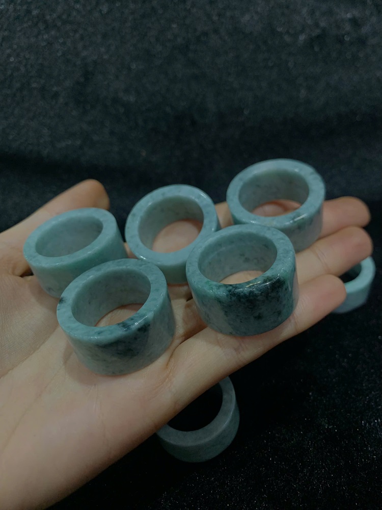 Nhẫn Ngọc Cẩm Thạch Phỉ Thuý
