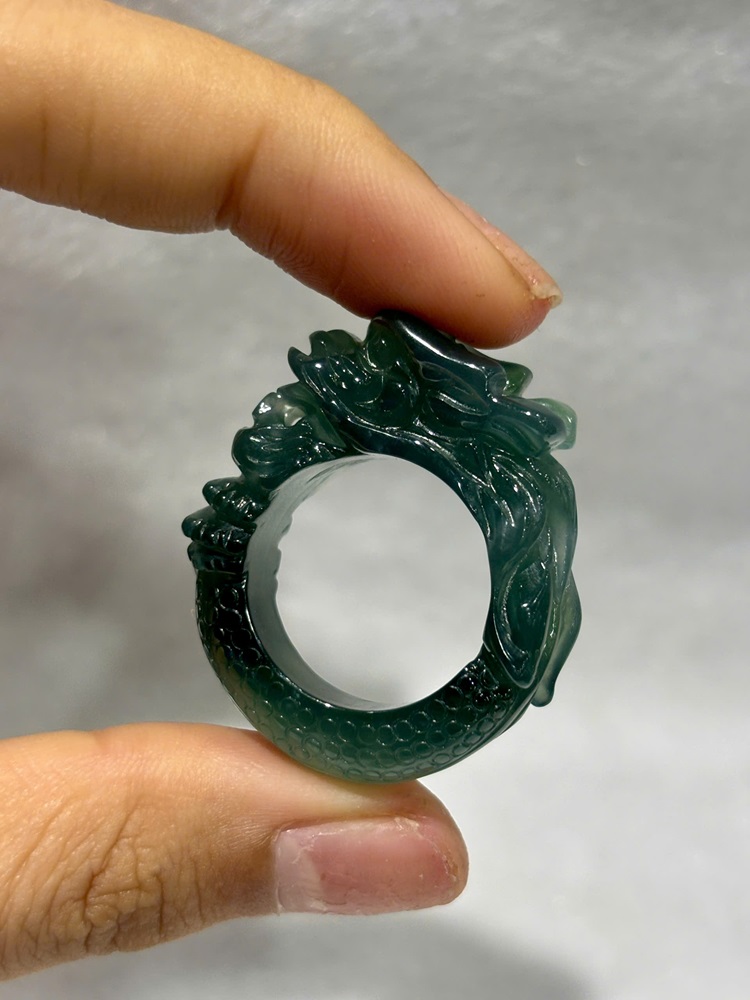 Nhẫn Ngọc Phỉ Thuý Chạm Rồng L2