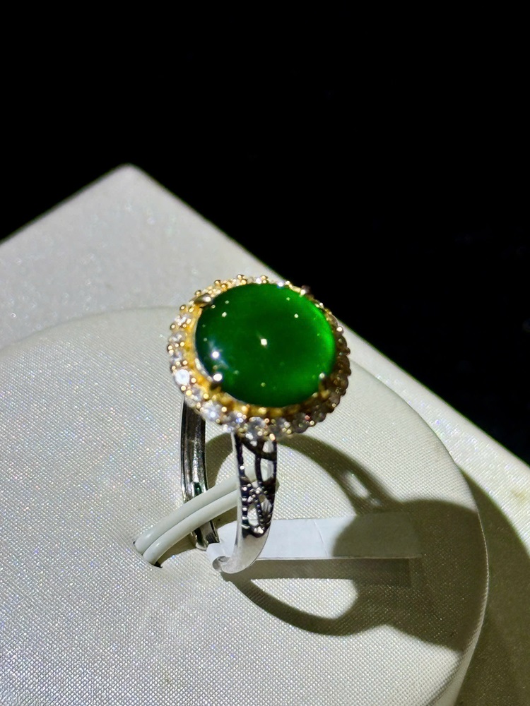 Nhẫn Ngọc Phỉ Thuý Đế Vương Lục - Kèm Giấy Kiểm Định Type A