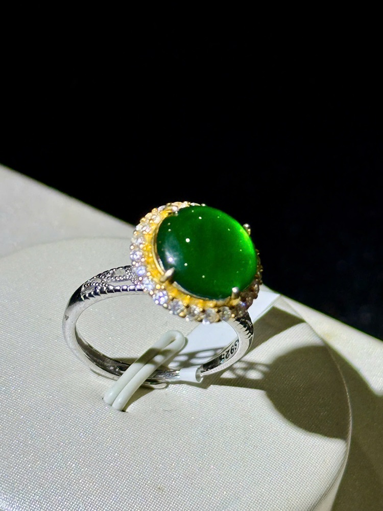 Nhẫn Ngọc Phỉ Thuý Đế Vương Lục - Kèm Giấy Kiểm Định Type A