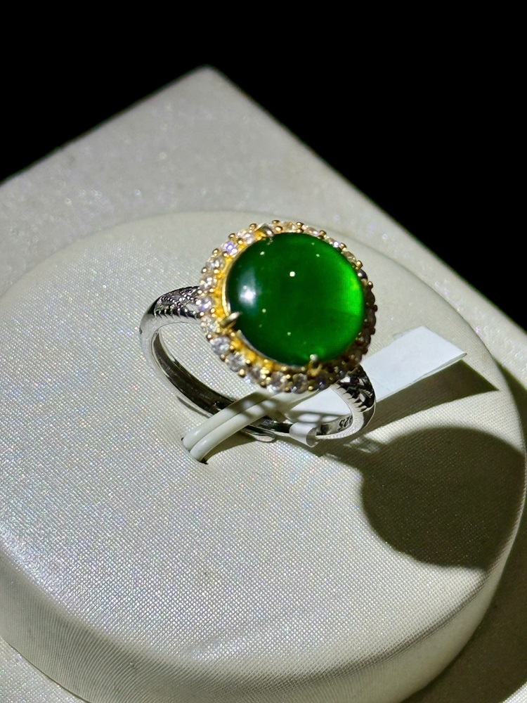 Nhẫn Ngọc Phỉ Thuý Đế Vương Lục - Kèm Giấy Kiểm Định Type A