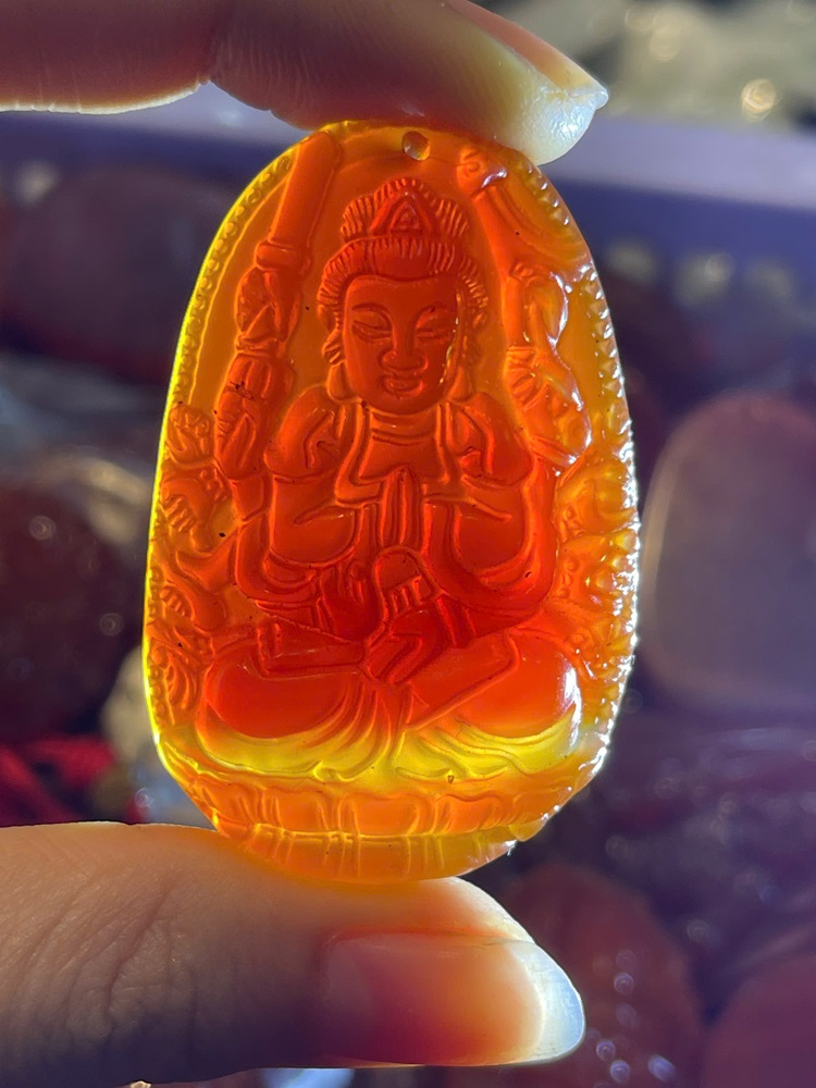 Phật Bản Mệnh Ngọc Mã Não Đỏ