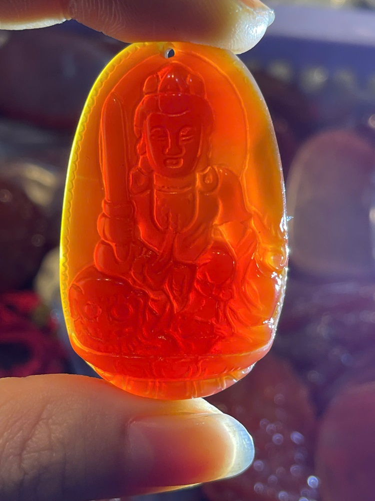 Phật Bản Mệnh Ngọc Mã Não Đỏ