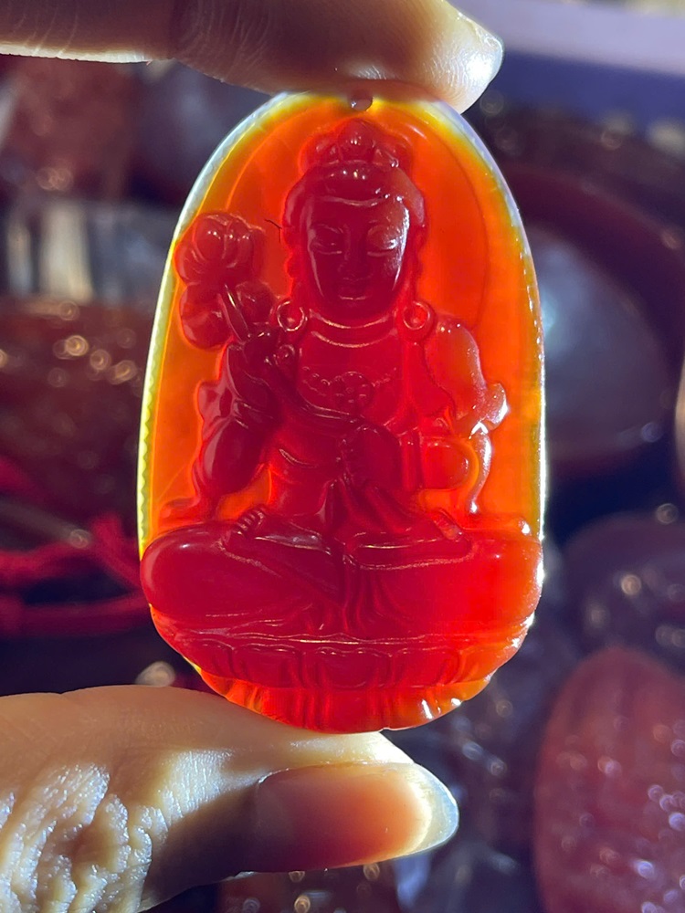 Phật Bản Mệnh Ngọc Mã Não Đỏ