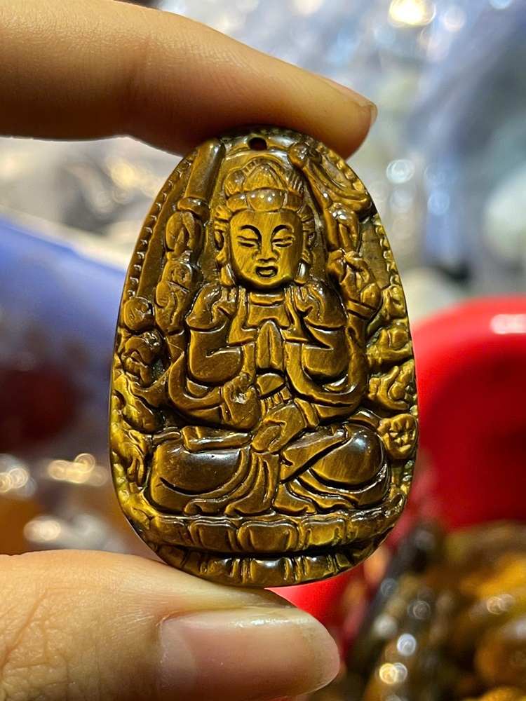 Phật Bản Mệnh Ngọc Mắt Hổ