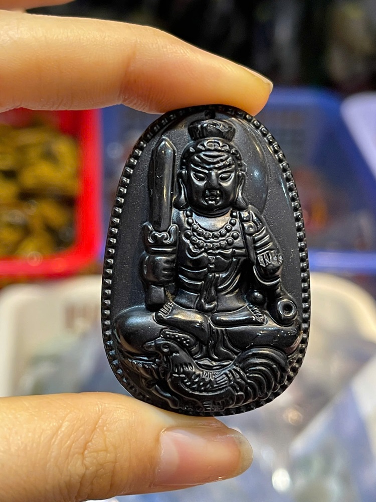 Phật Bản Mệnh Ngọc Onyx Đen