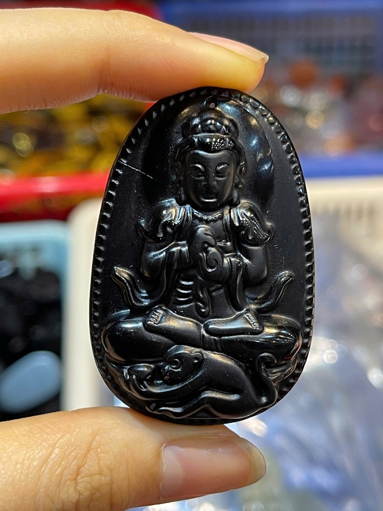 Phật Bản Mệnh Ngọc Onyx Đen