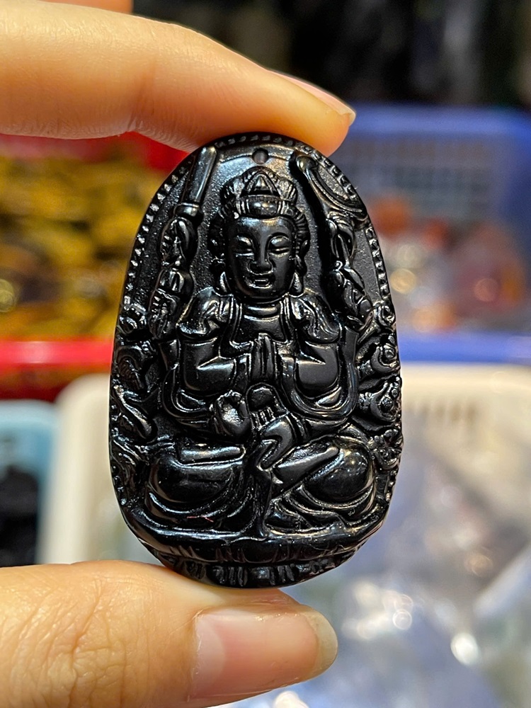 Phật Bản Mệnh Ngọc Onyx Đen