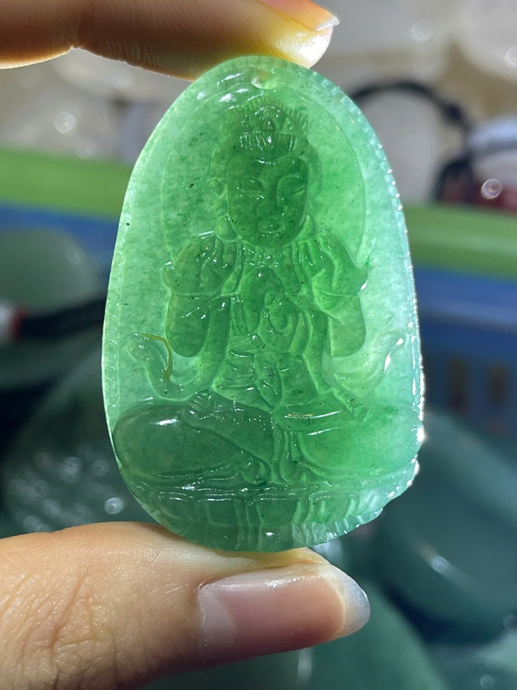Phật Bản Mệnh Thạch Anh Xanh