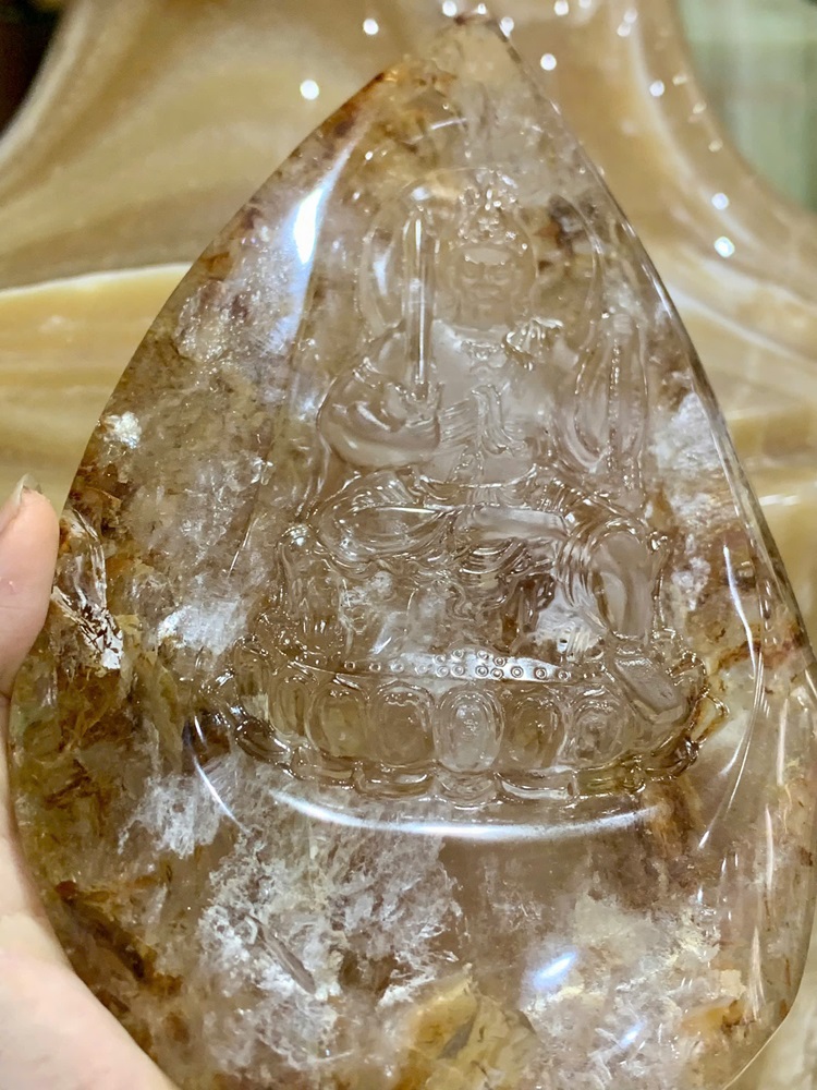 Phật bất động minh vương Thạch anh ưu linh 17cm