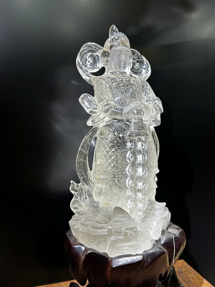Phật hộ pháp vi đà thạch anh trắng 30cm