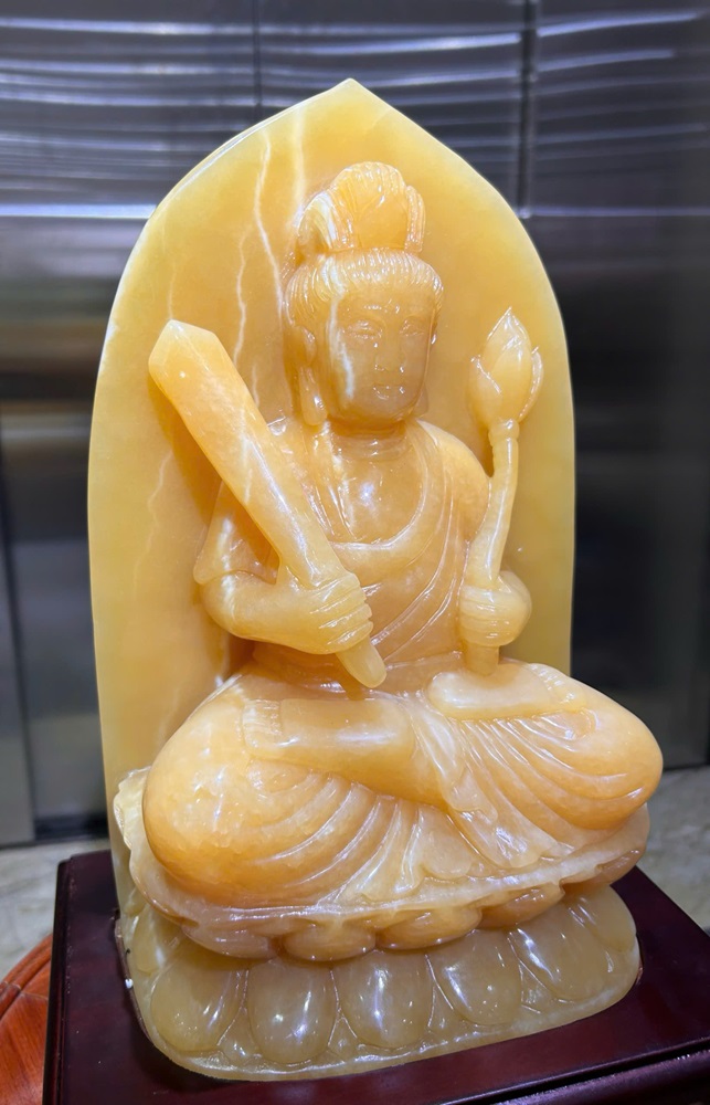 Phật hư không tạng bồ tát ngọc hoàng long 37cm