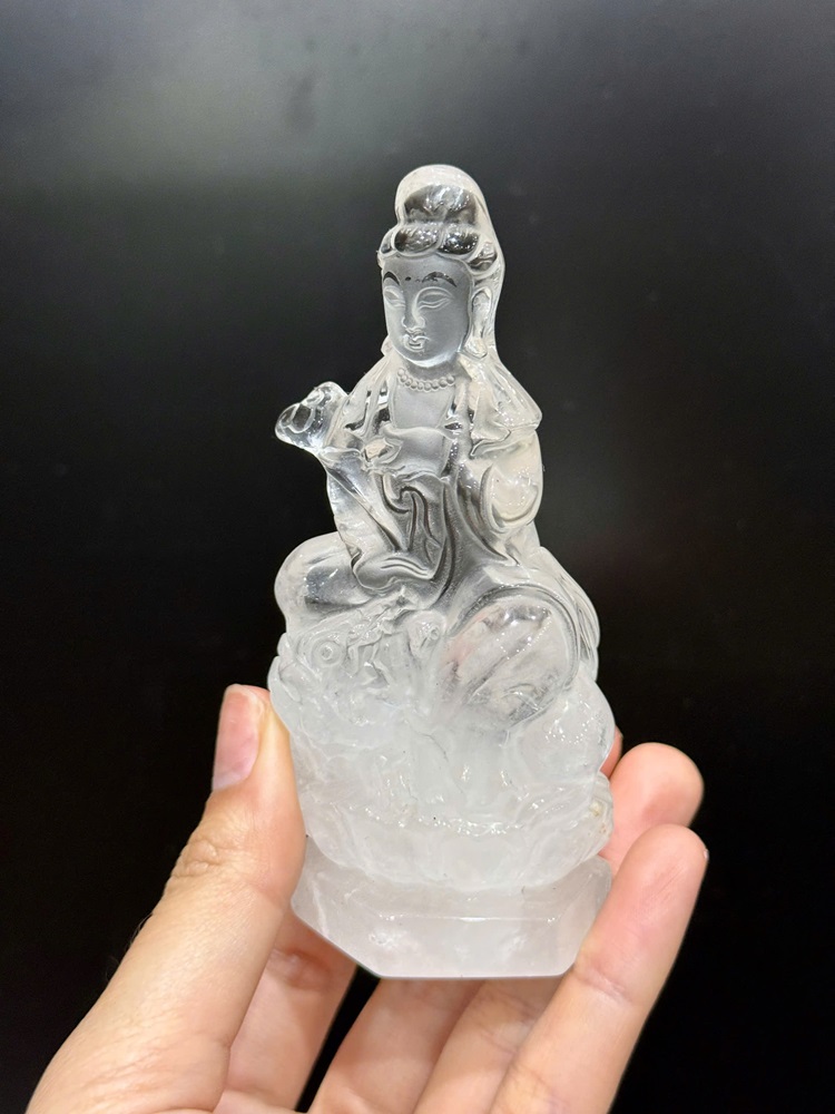 Phật Mẹ Quan Âm Thạch Anh Trắng 10.5cm
