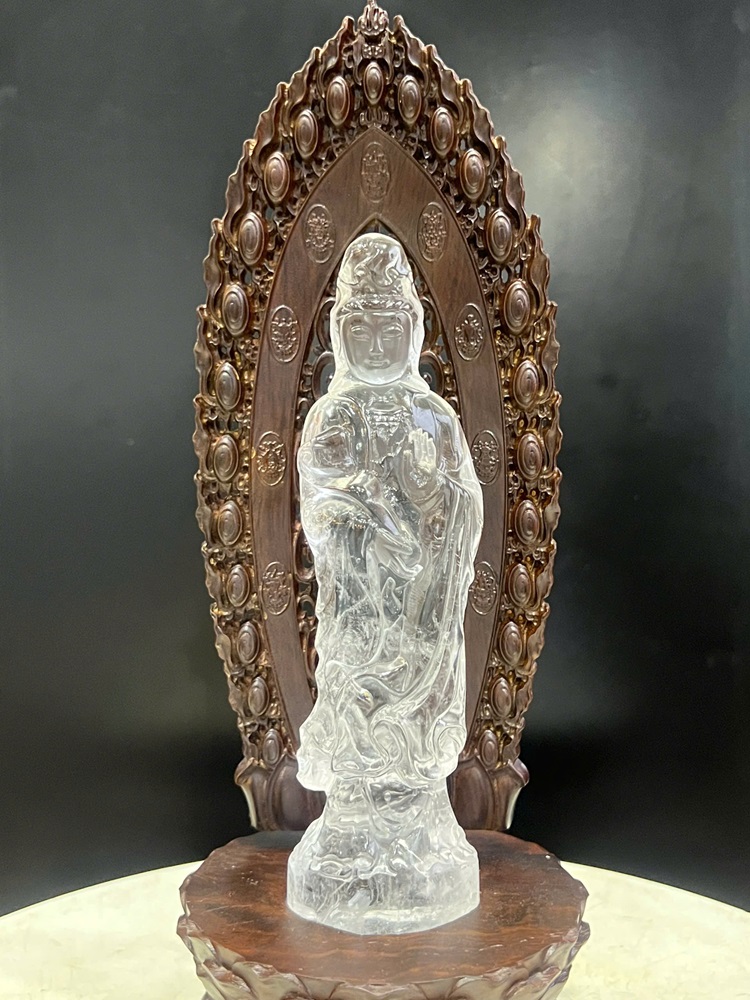 Phật mẹ quan âm thạch anh trắng 29cm