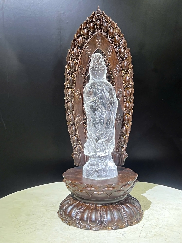 Phật mẹ quan âm thạch anh trắng 29cm