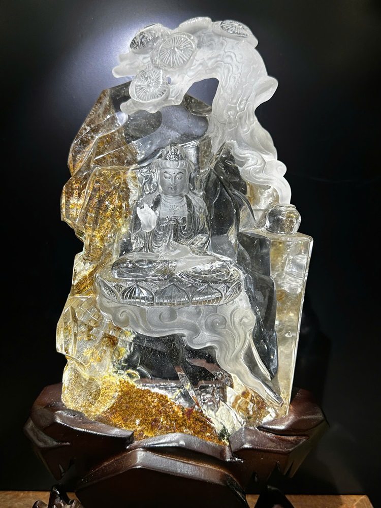 Phật Quan Âm Thạch Anh Trắng 25cm