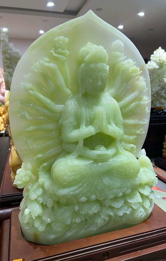 Phật thiên thủ thiên nhãn ngọc onyx 75cm