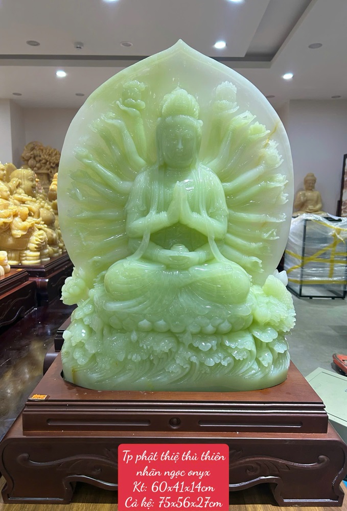 Phật thiên thủ thiên nhãn ngọc onyx 75cm