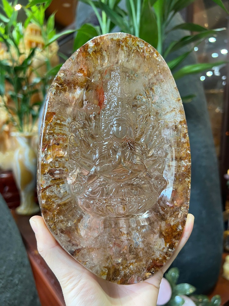 Phật Thiên Thủ Thiên Nhãn Thạch anh bao thể ưu linh