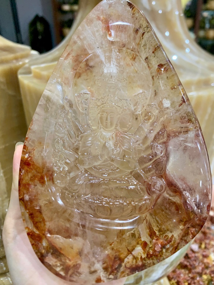 Phật thiên thủ thiên nhãn thạch anh ưu linh 17cm